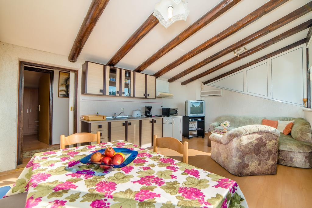 Apartments Daria 로비니 객실 사진